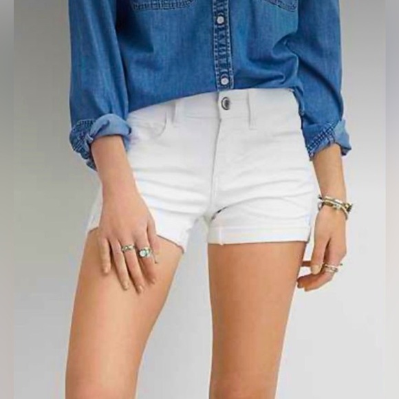 American Eagle Outfitters Pants - Americal Eagle Outfitters White Shorts | Super Stretch| Midi Size 8.